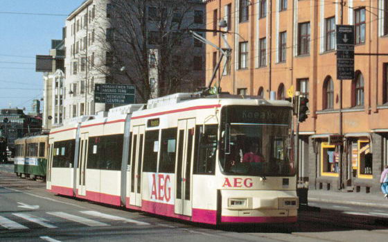 AEG-koevaunu Helsingissä huhtikuussa 1994. Kuva Antero Alku.
